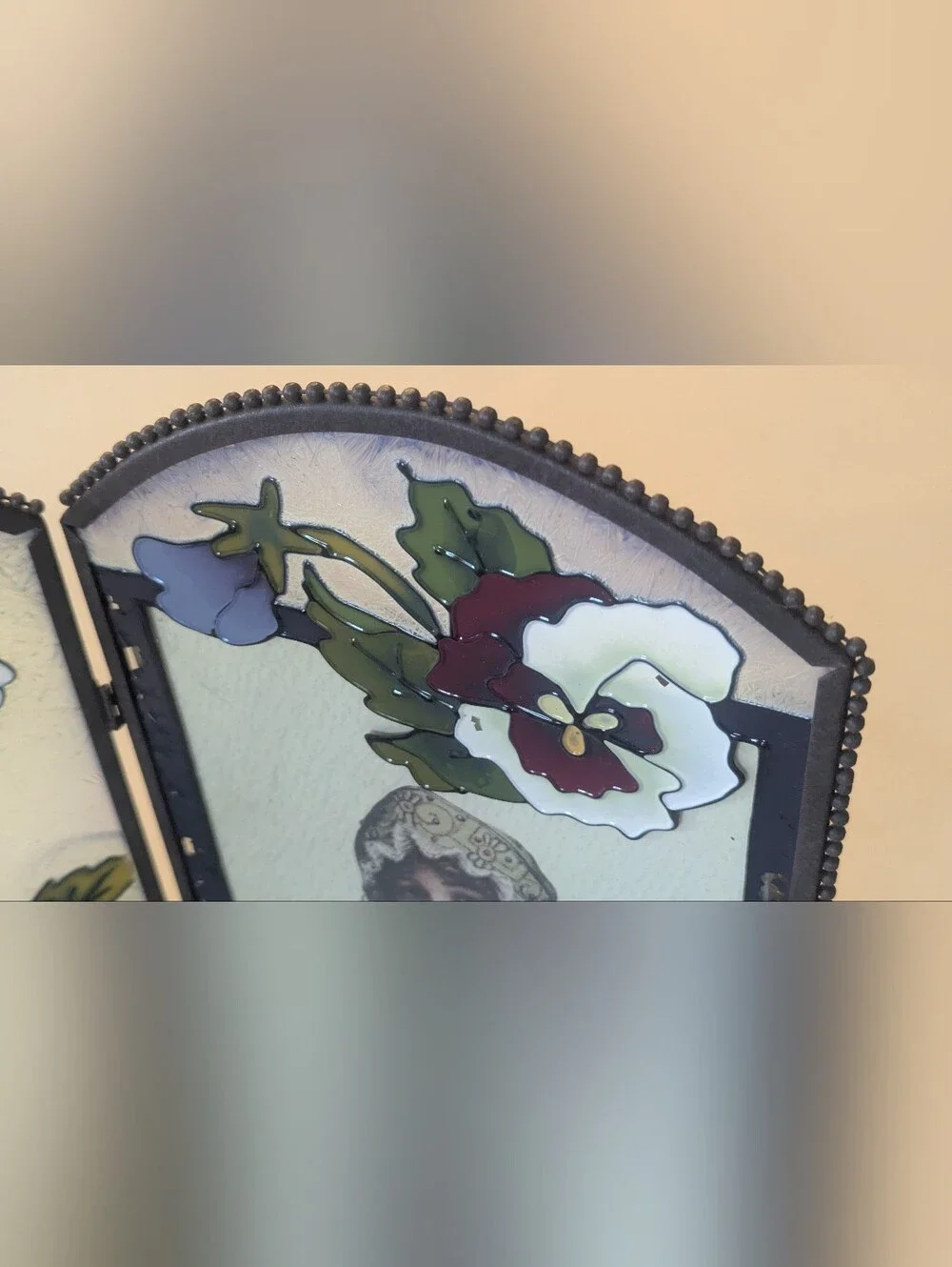 Vintage Ornate Photo Frame 5x7. Foldable Metal Frame with Glass. Overall 10